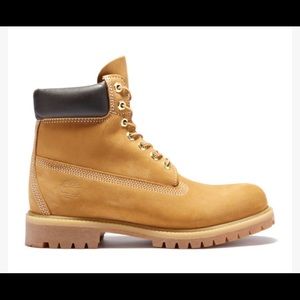 Men’s size seven timberland boots
